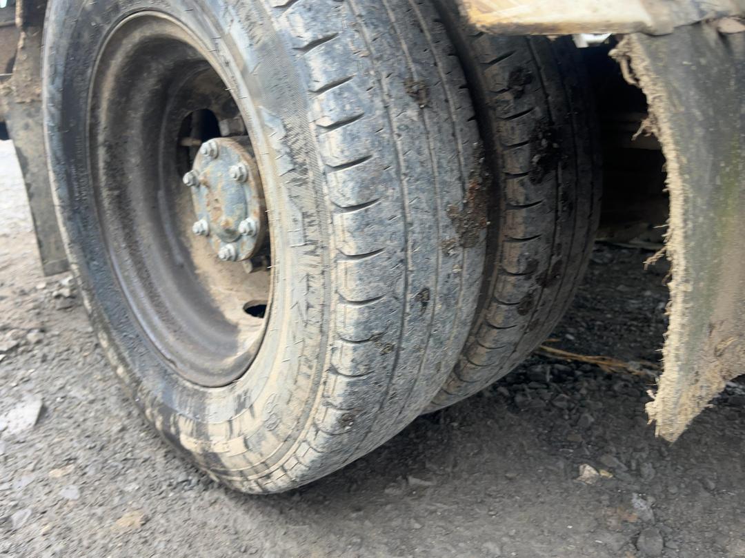 Photo '36' of Nissan Atlas Flat Deck