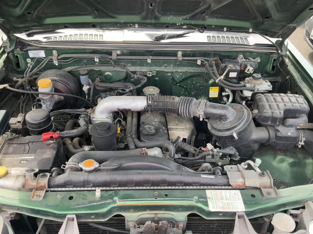 Photo '2' of Nissan Navara D/C Vent