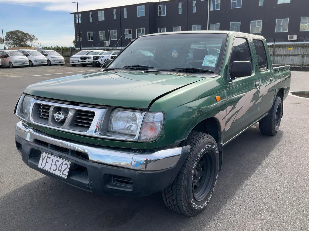Photo '4' of Nissan Navara D/C Vent