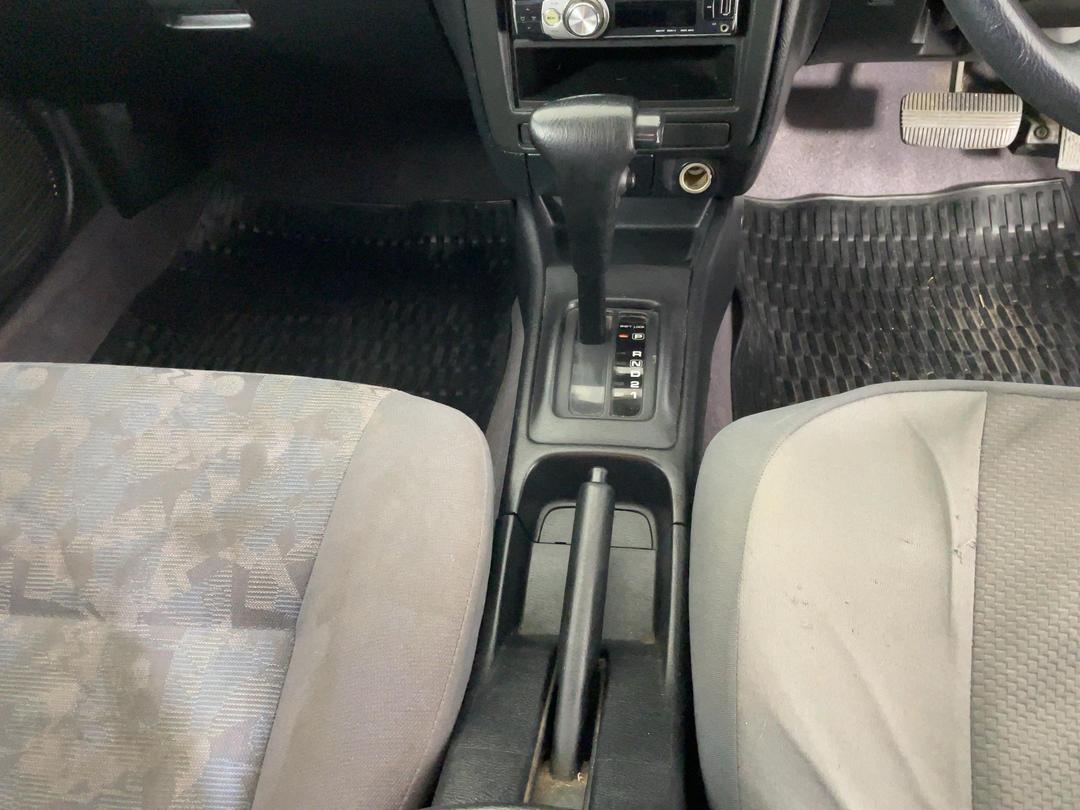 Photo '18' of Nissan Pulsar