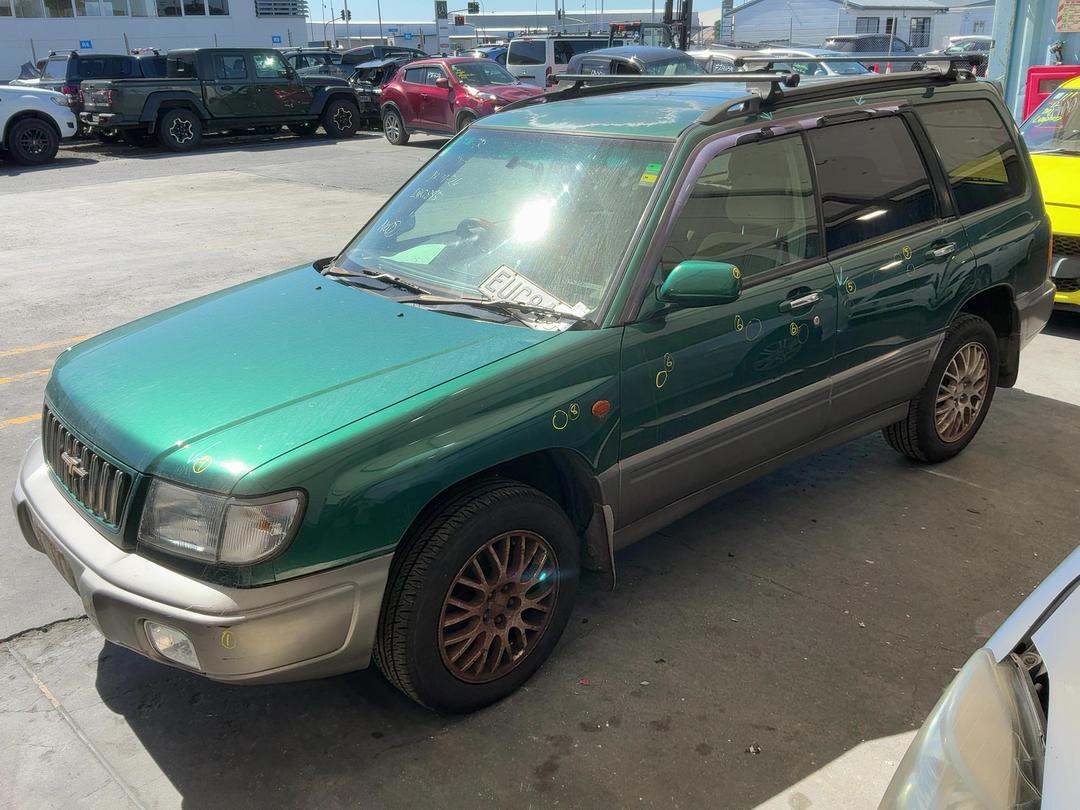 Photo '8' of Subaru Forester T25 Photo '8' of Subaru Forester T25