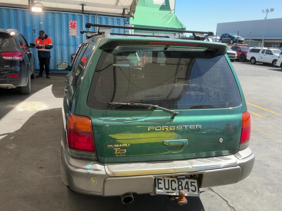 Photo '14' of Subaru Forester T25 Photo '14' of Subaru Forester T25