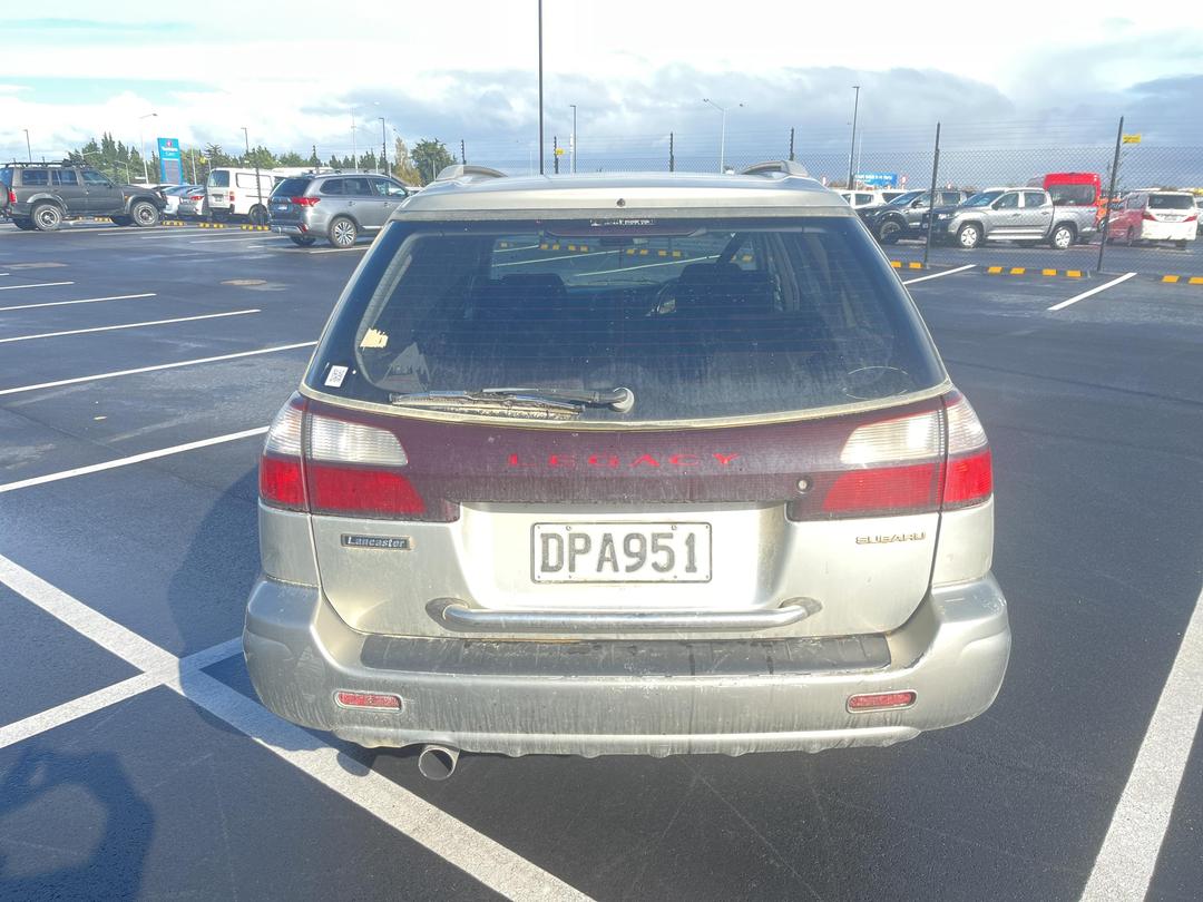 Photo '9' of Subaru Legacy