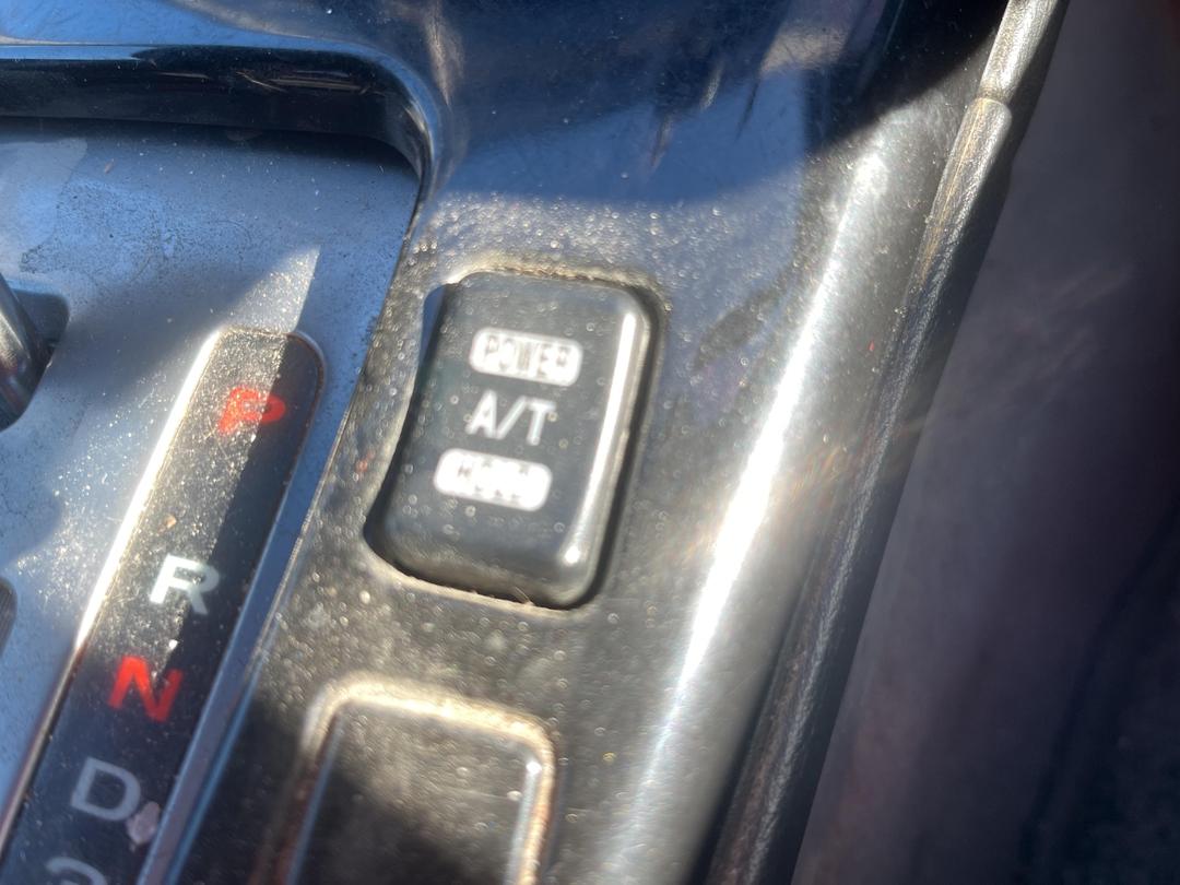 Photo '22' of Subaru Legacy