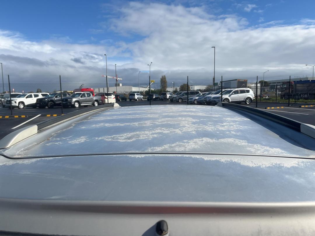 Photo '24' of Subaru Legacy