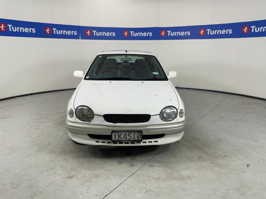 Photo '2' of Toyota Corolla