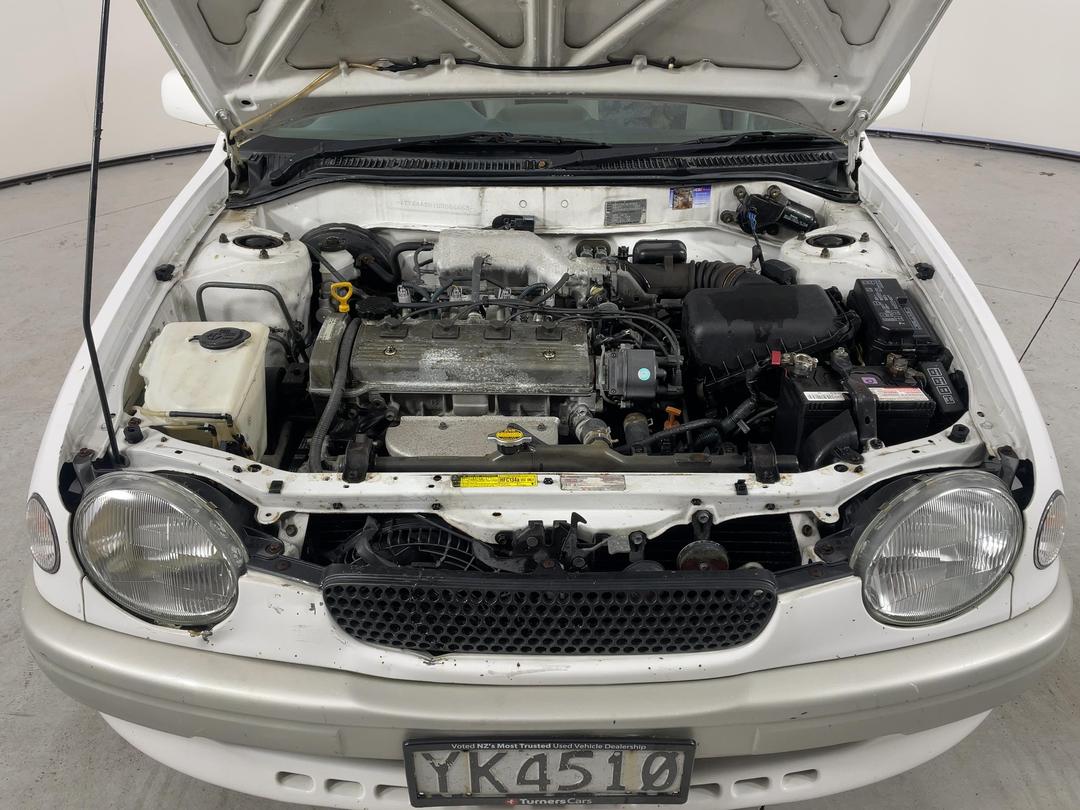 Photo '13' of Toyota Corolla