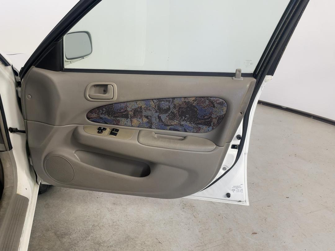 Photo '15' of Toyota Corolla