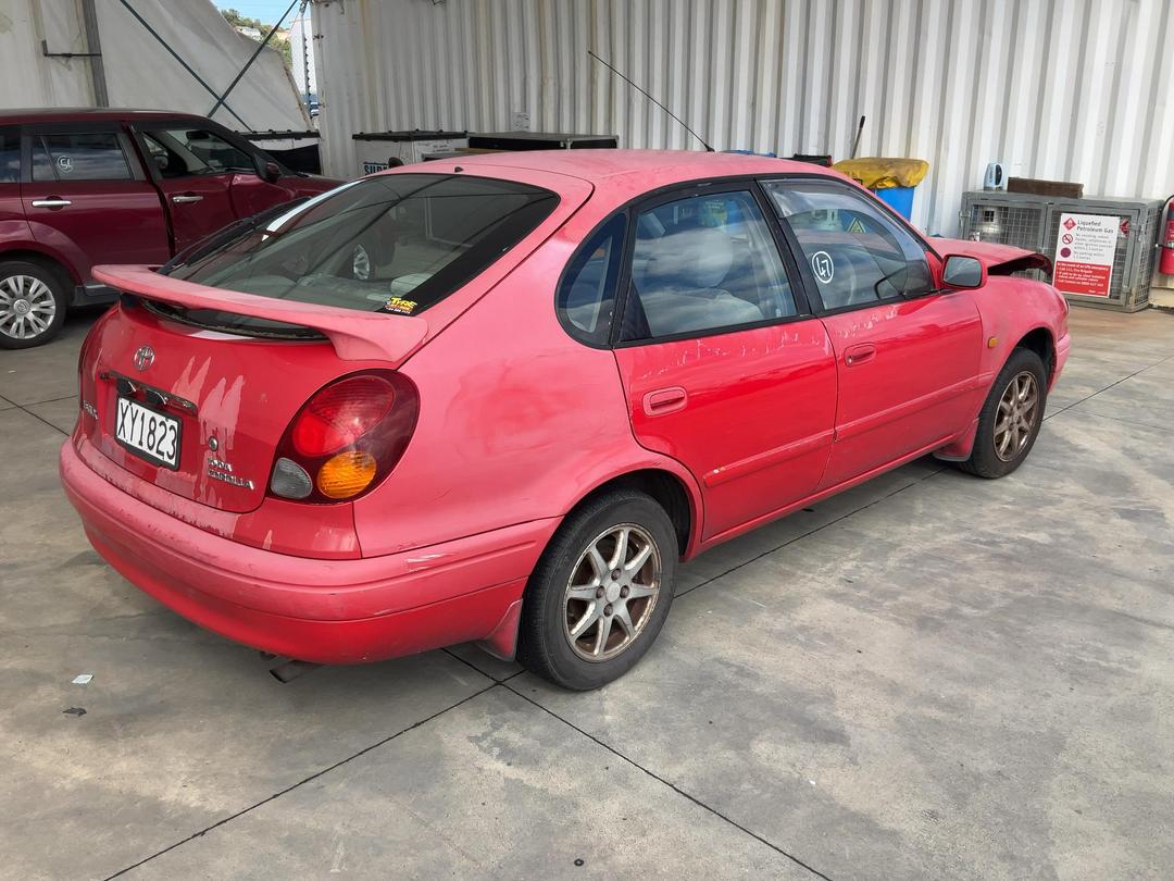 Photo '7' of Toyota Corolla GLX Photo '7' of Toyota Corolla GLX