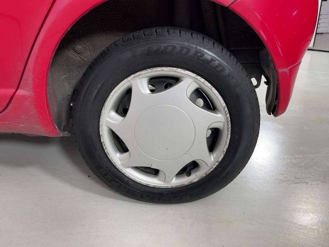 Photo '11' of Toyota Echo