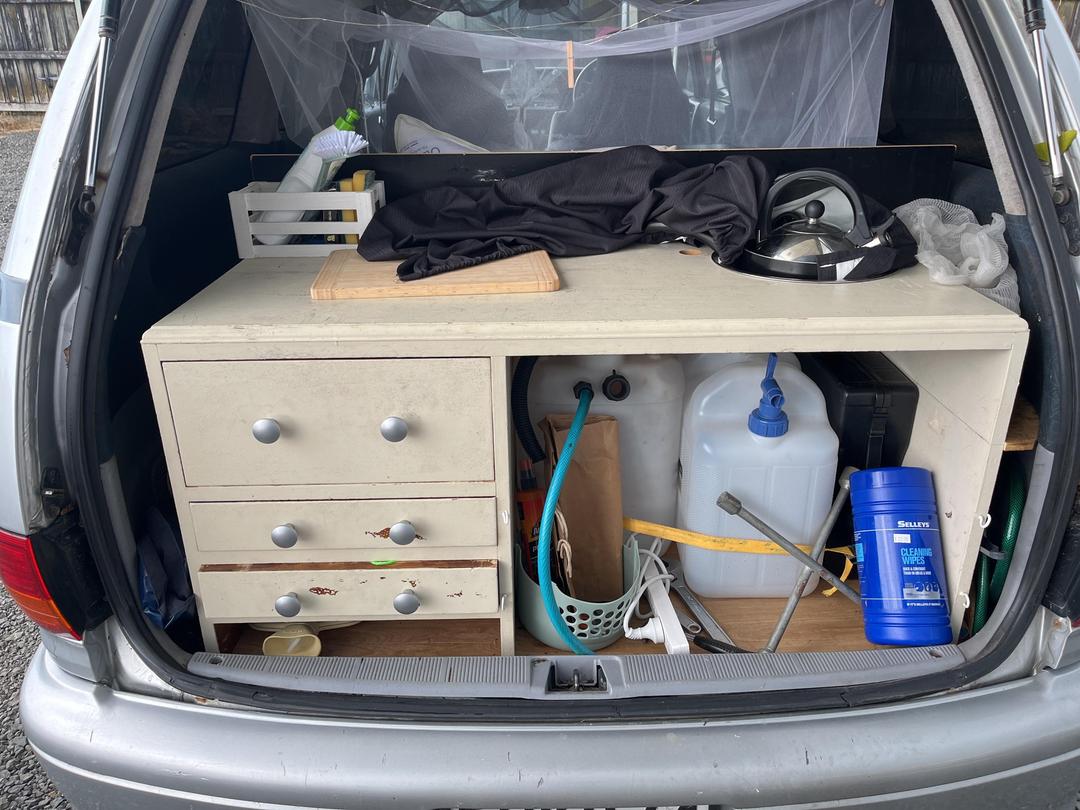 Photo '12' of Toyota Estima Lucida