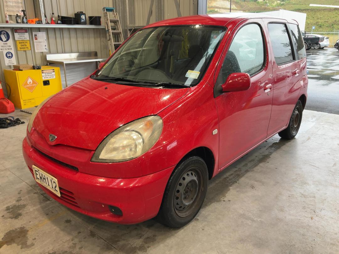 Photo '3' of Toyota Funcargo