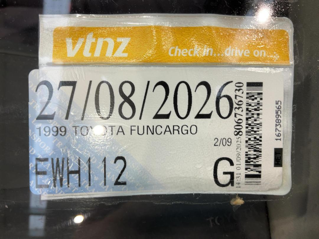 Photo '26' of Toyota Funcargo