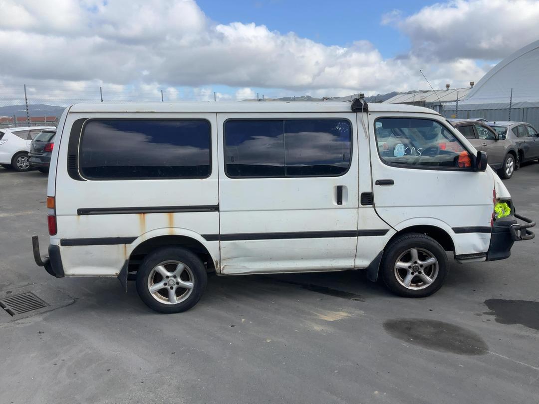 Photo '8' of Toyota Hiace ZR Photo '8' of Toyota Hiace ZR