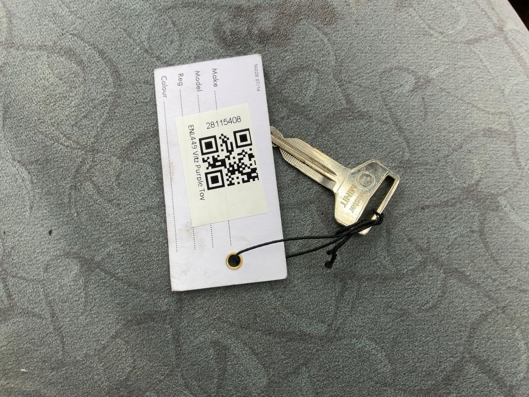 Photo '13' of Toyota Vitz