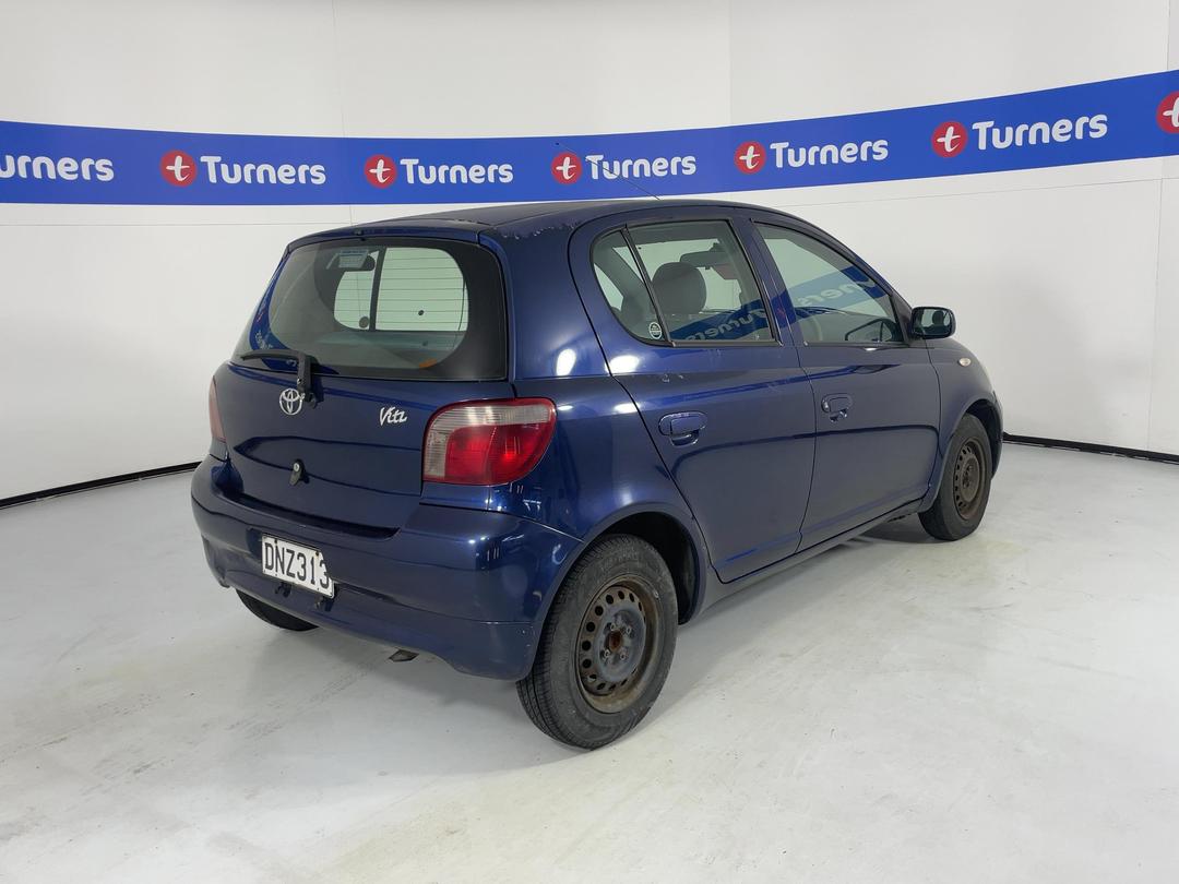 Photo '6' of Toyota Vitz Photo '6' of Toyota Vitz