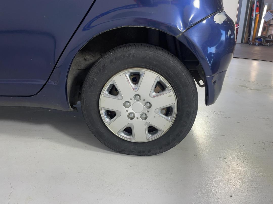 Photo '9' of Toyota Vitz Photo '9' of Toyota Vitz