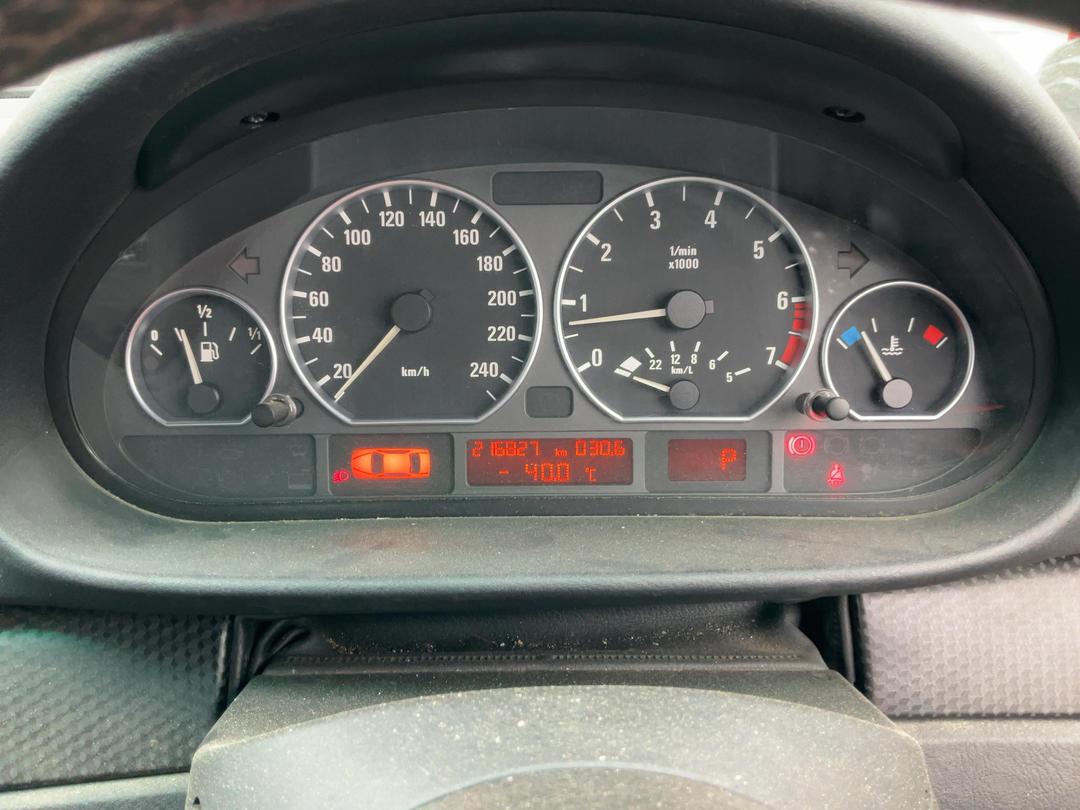 Photo '8' of BMW 330I