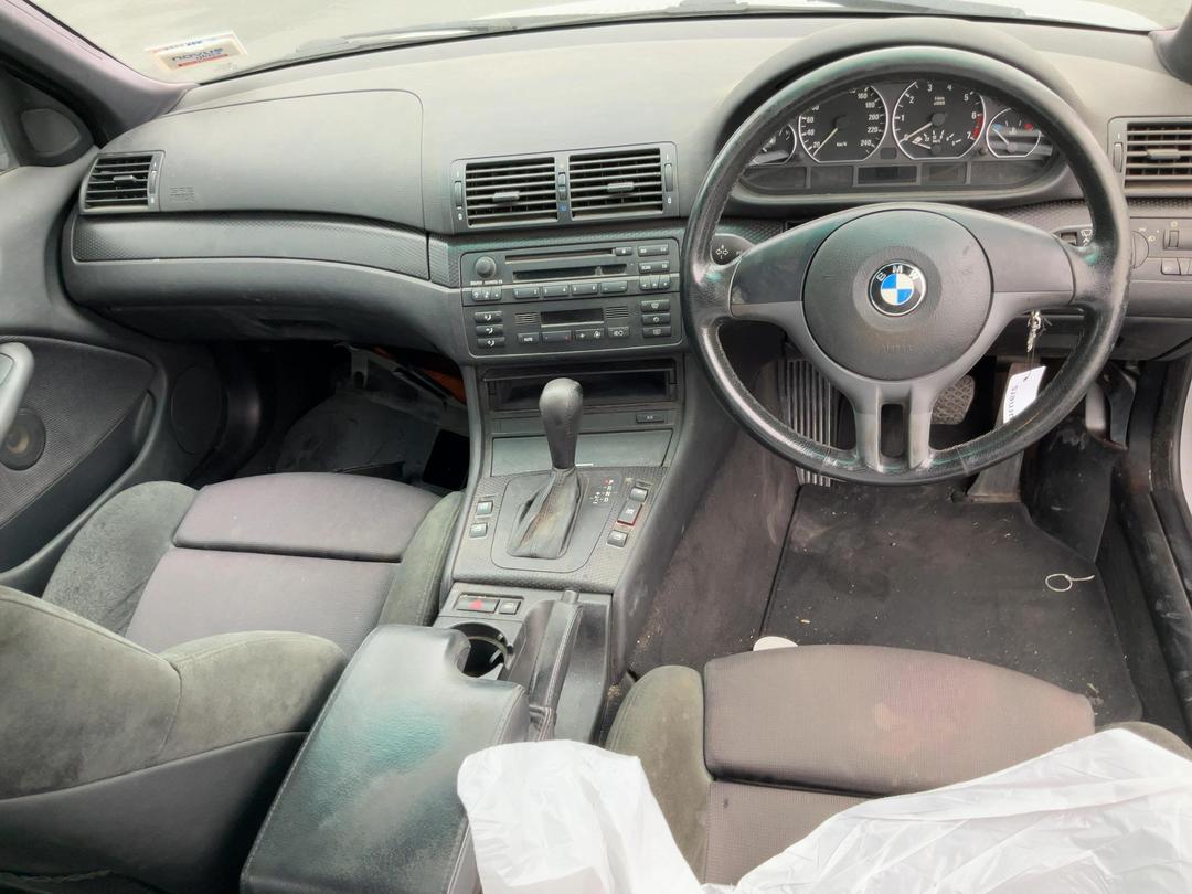 Photo '10' of BMW 330I