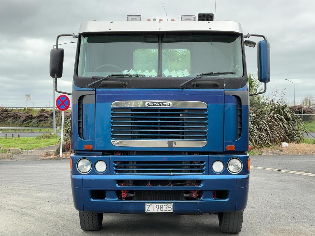 Photo '14' of Freightliner Argosy H063084SR Tractor Unit