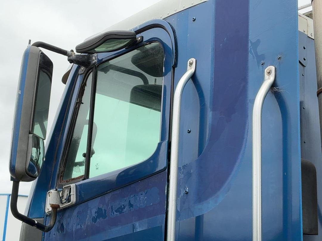 Photo '38' of Freightliner Argosy H063084SR Tractor Unit