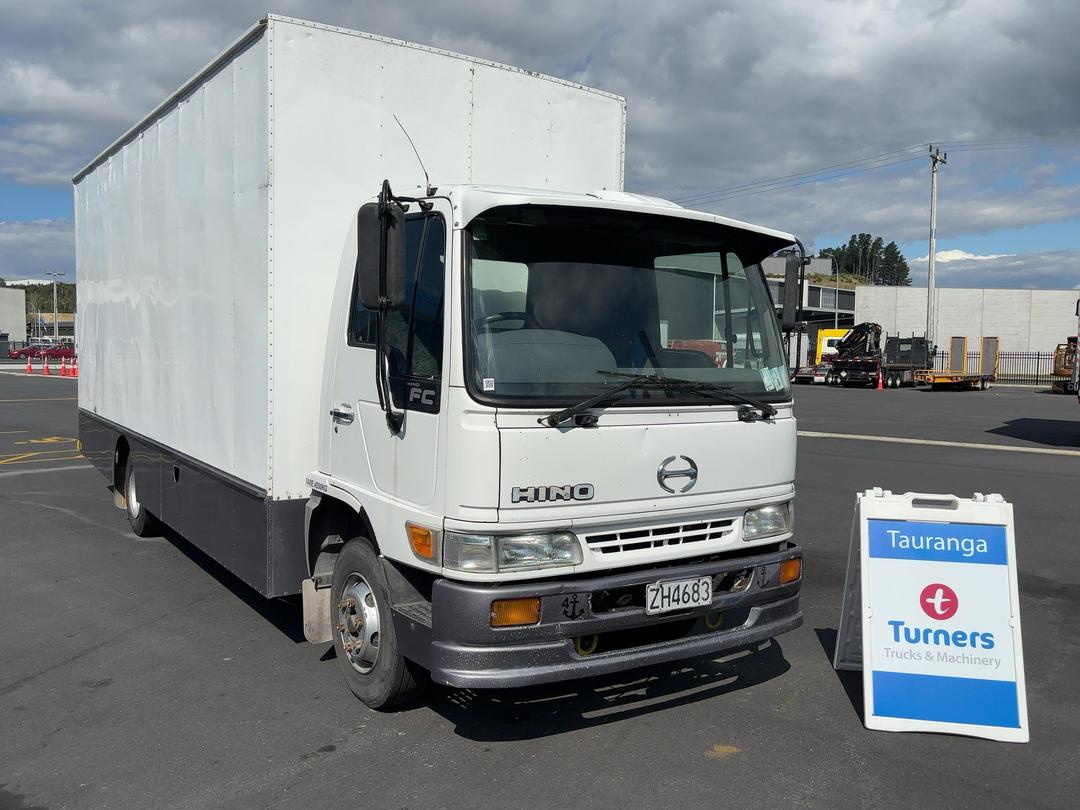 Photo '1' of Hino FC 3J Box Body