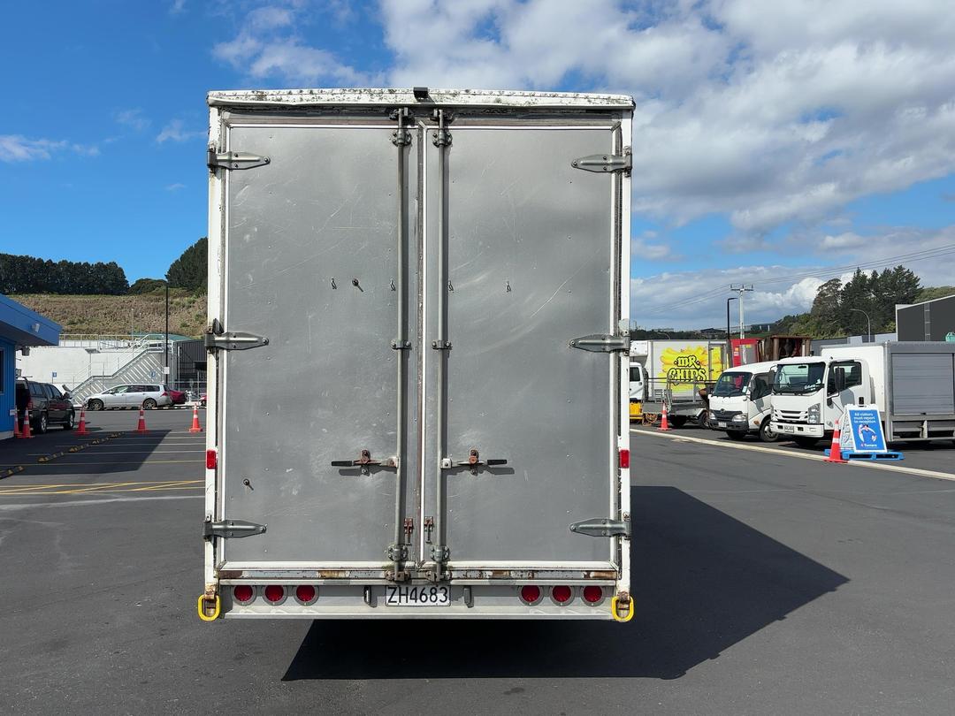 Photo '5' of Hino FC 3J Box Body