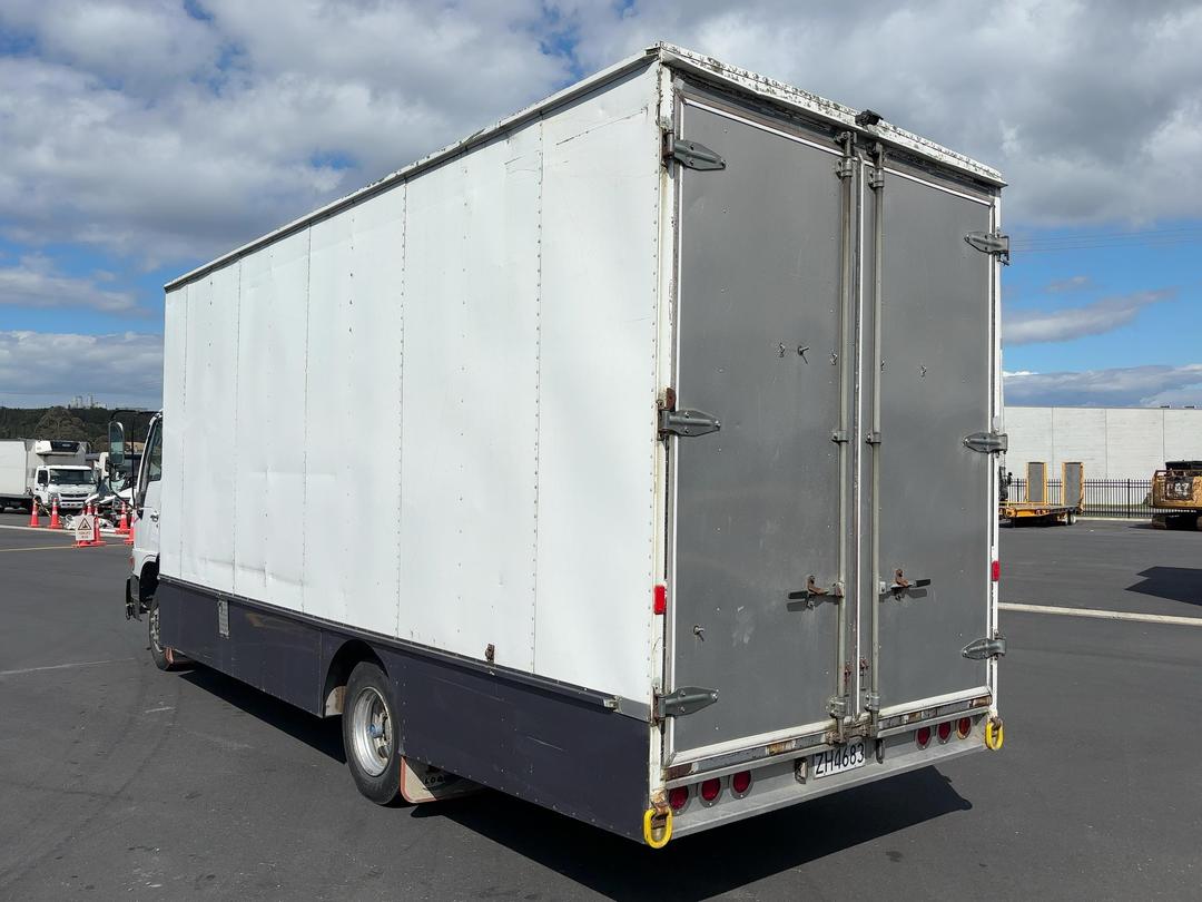 Photo '6' of Hino FC 3J Box Body