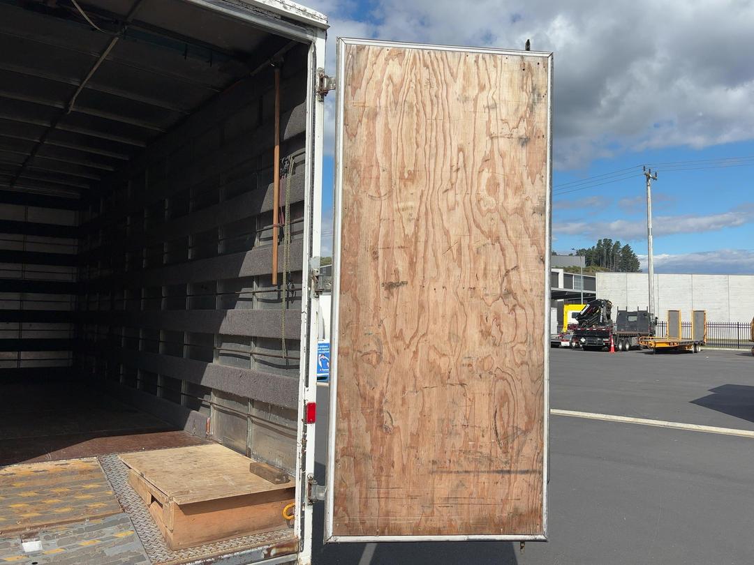 Photo '19' of Hino FC 3J Box Body