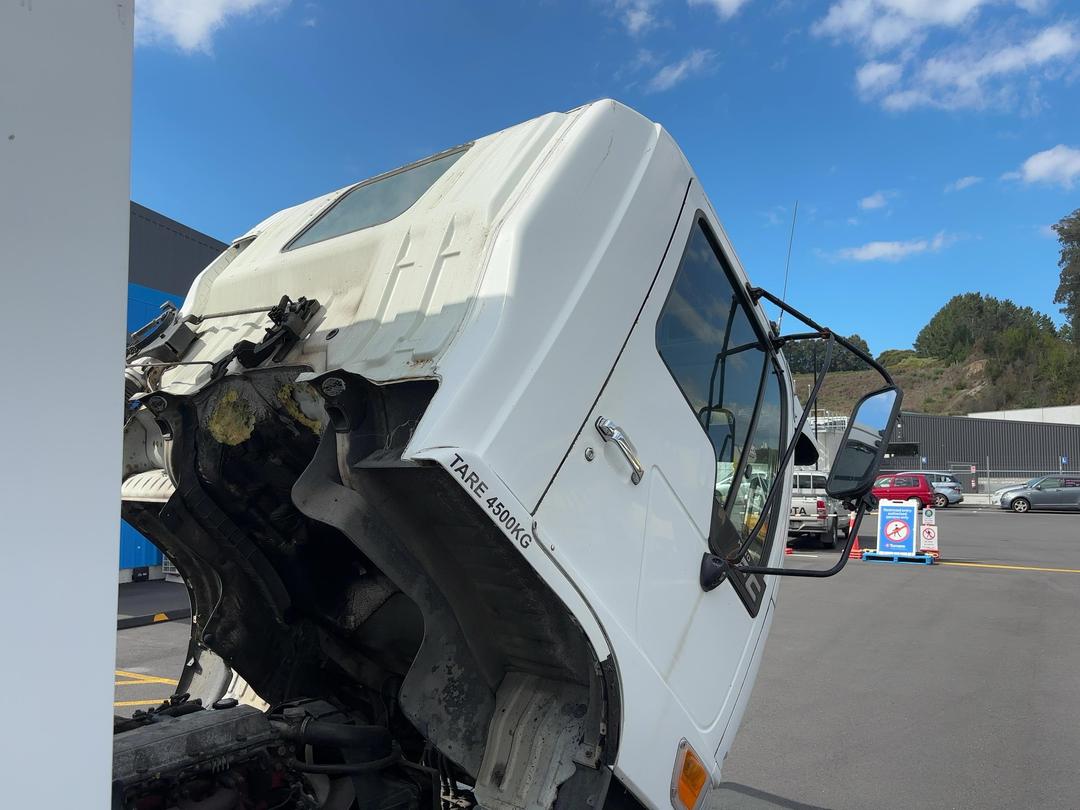 Photo '28' of Hino FC 3J Box Body