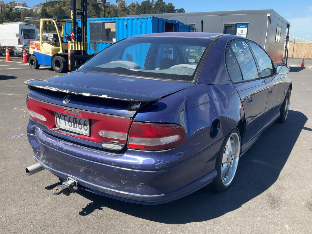 Photo '7' of Holden Commodore VT S