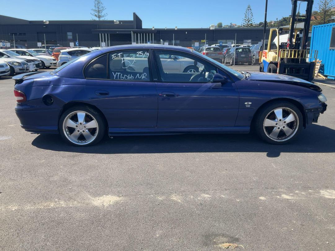 Photo '8' of Holden Commodore VT S