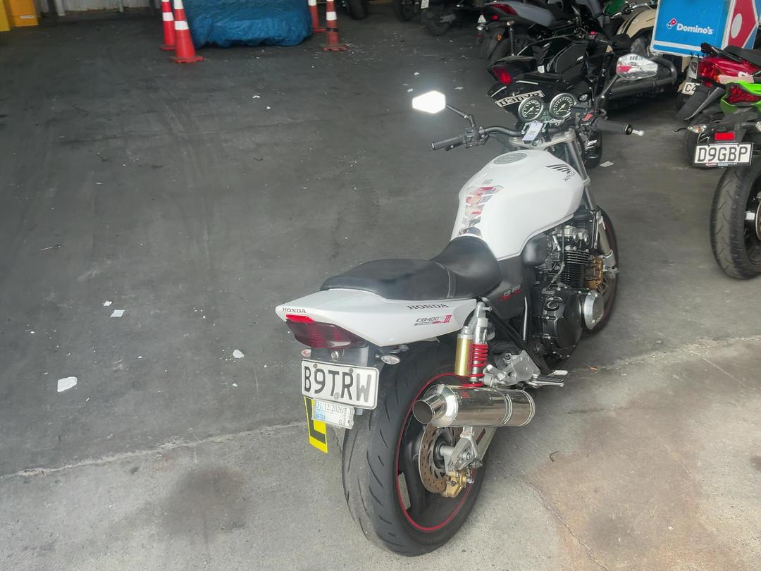 Photo '7' of Honda CB 400