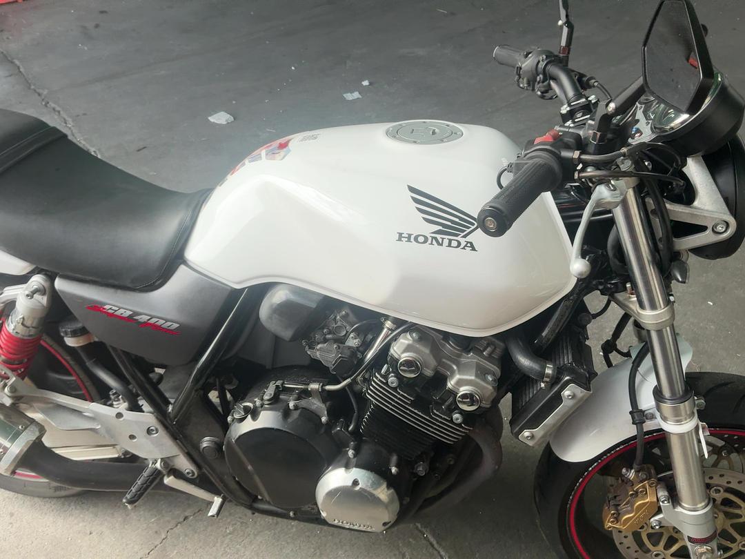 Photo '12' of Honda CB 400
