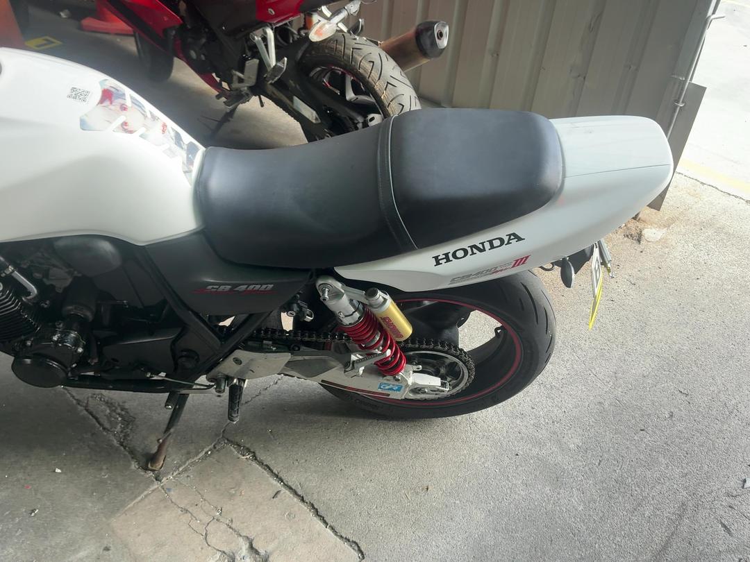 Photo '14' of Honda CB 400