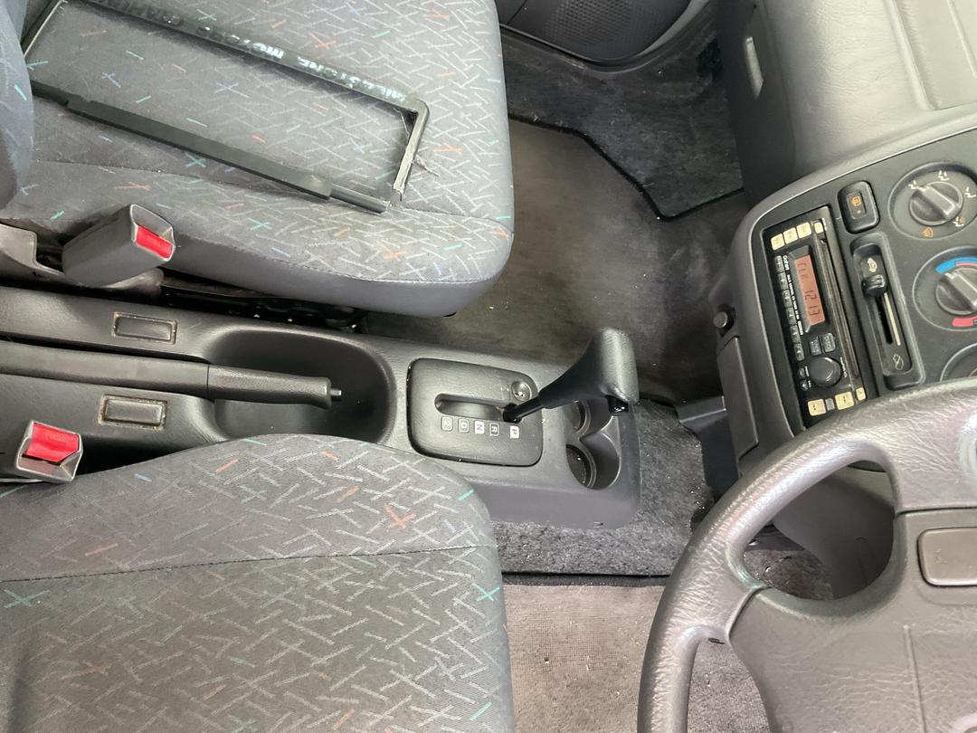 Photo '17' of Honda Logo