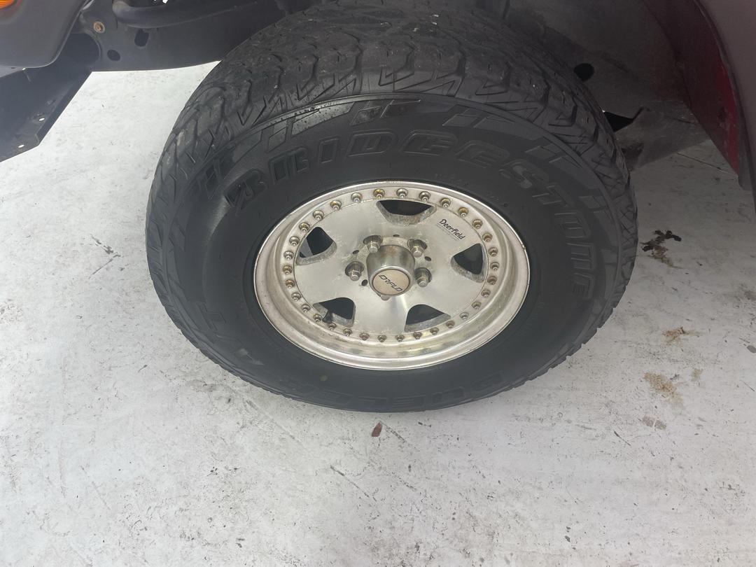 Photo '10' of Jeep Wrangler