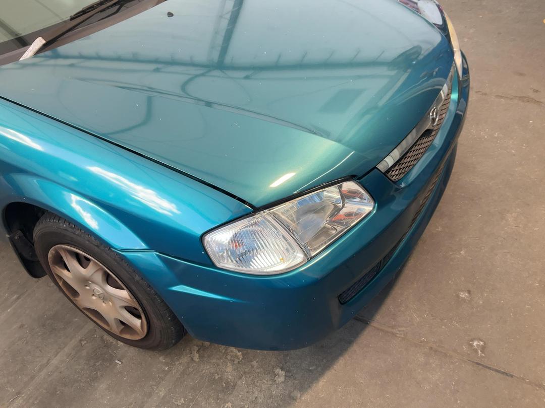 Photo '4' of Mazda 323 Astina Glxi