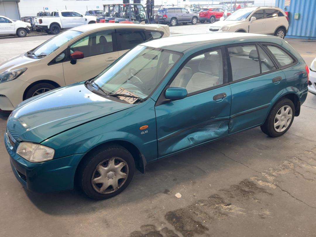 Photo '5' of Mazda 323 Astina Glxi