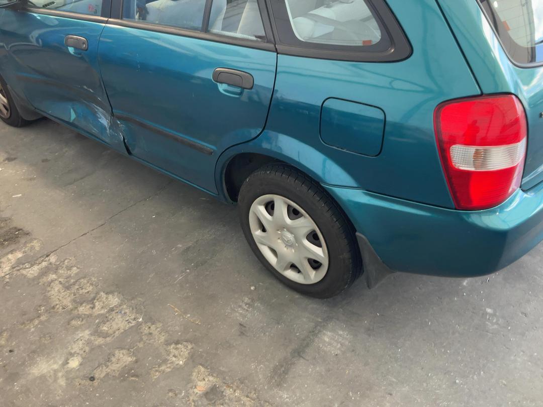 Photo '9' of Mazda 323 Astina Glxi