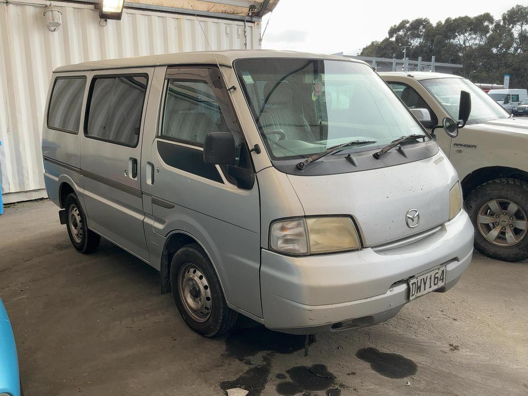 Photo '2' of Mazda Bongo