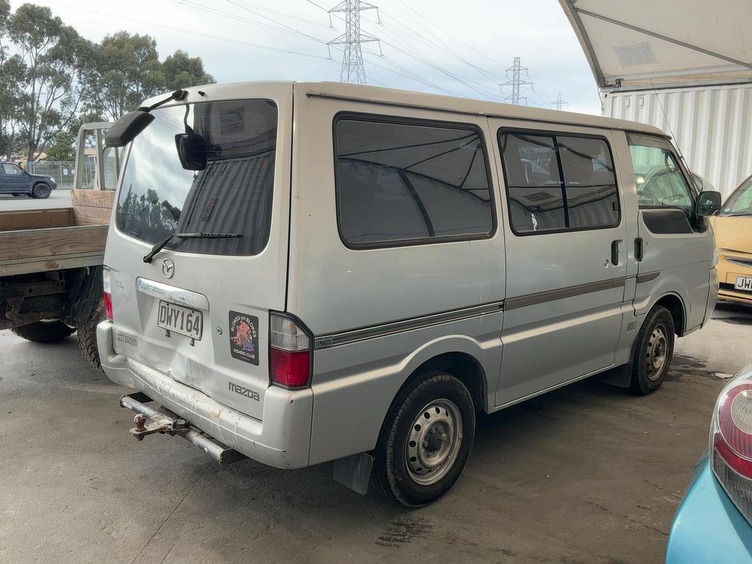 Photo '3' of Mazda Bongo
