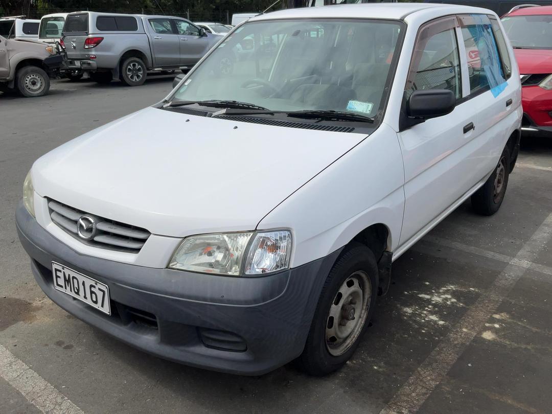 Photo '2' of Mazda Demio Photo '2' of Mazda Demio