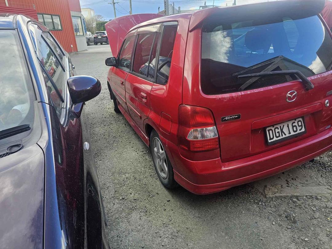Photo '7' of Mazda Demio Photo '7' of Mazda Demio