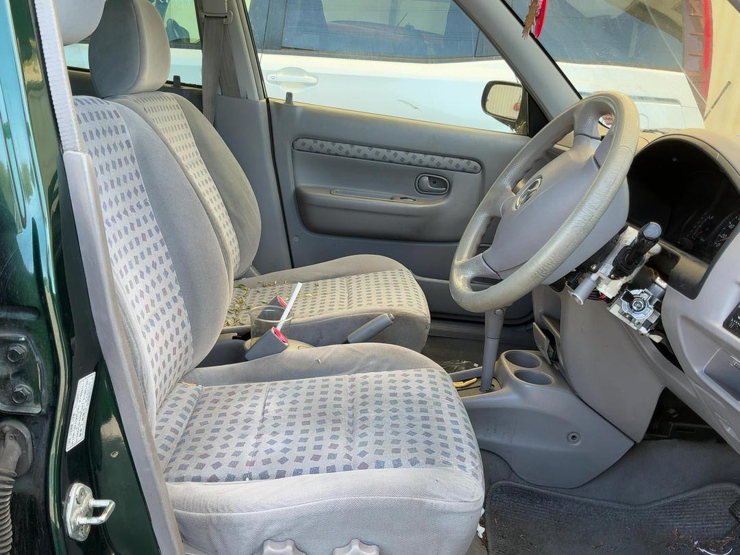 Photo '9' of Mazda Demio Photo '9' of Mazda Demio