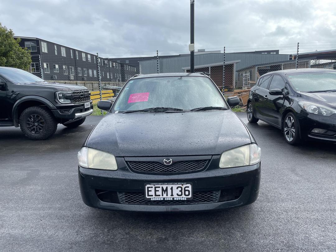 Photo '3' of Mazda Familia