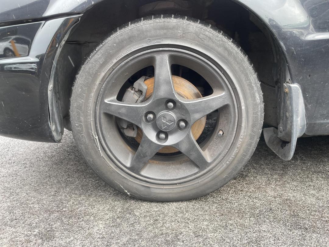 Photo '5' of Mazda Familia