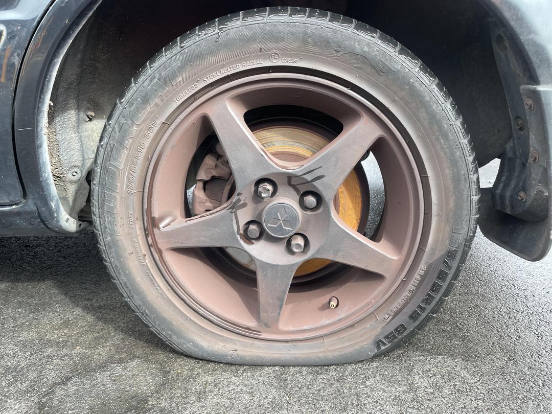 Photo '11' of Mazda Familia