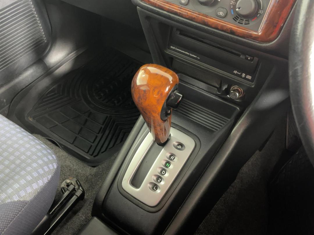 Photo '24' of Mitsubishi Pajero