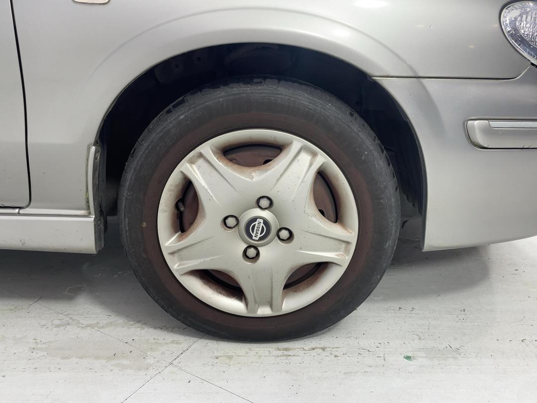 Photo '2' of Nissan Bluebird Sylphy Photo '2' of Nissan Bluebird Sylphy